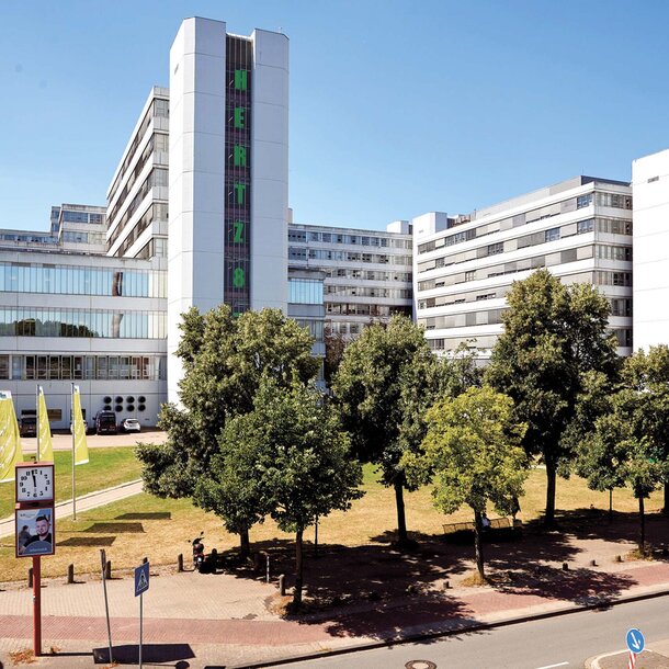 University building with outdoor facilities of Bielefeld University